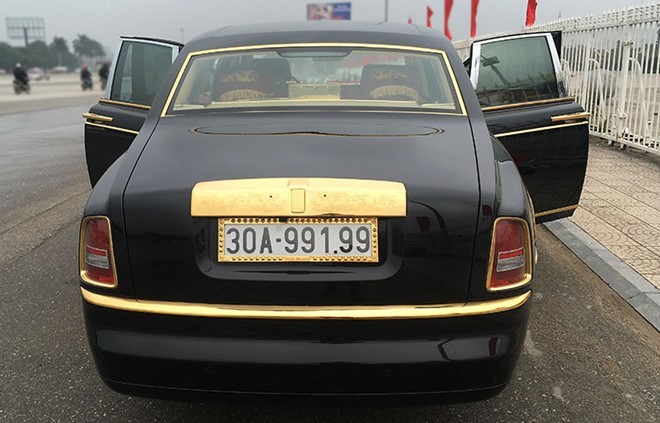 Dai gia Viet ma vang sieu xe sang Rolls-Royce don Tet-Hinh-4